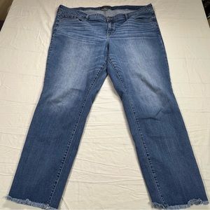 Torrid Women’s Vintage Stretch Boyfriend Straight Raw Hem Blue Jeans - Size 24T